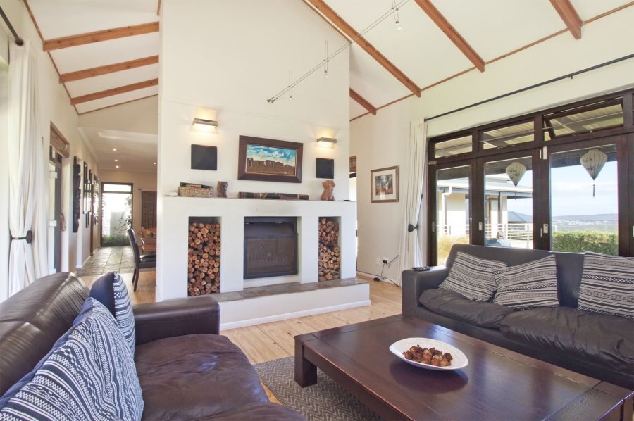 4 Bedroom Property for Sale in Belvedere Western Cape